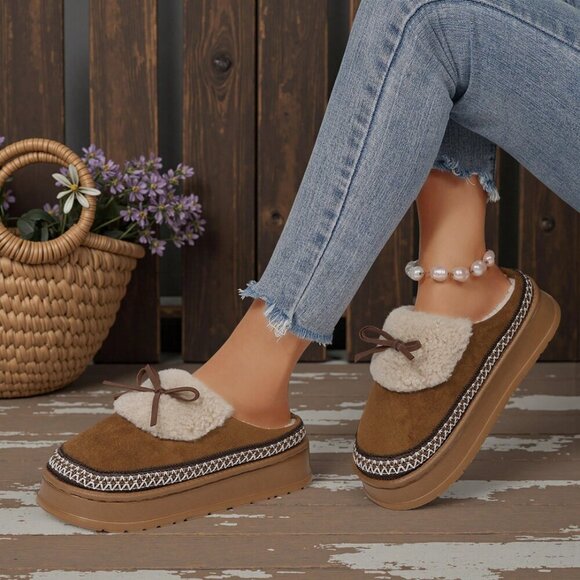 Camel Casual Women's Thick Flat Suede Shearling Slippers - Picture 4 of 8